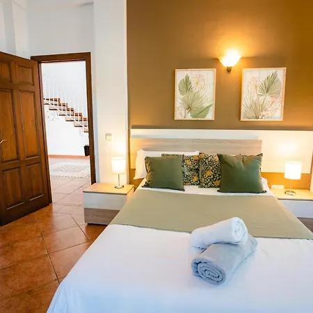 别墅 10 Luxe By Lirios Village 马尔韦利亚