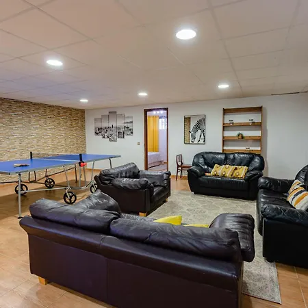 10 Luxe By Lirios Village