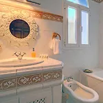 10 Luxe By Lirios Village فيلة