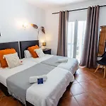 فيلة 10 Luxe By Lirios Village *