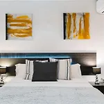 10 Luxe By Lirios Village فيلة ماربيا