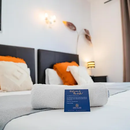 10 Luxe By Lirios Village Villa *