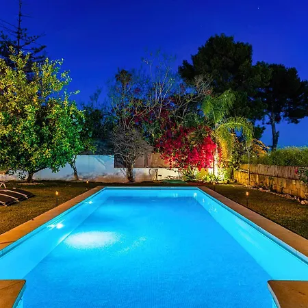 10 Luxe By Lirios Village - Superb Location And Heated Pool 马尔韦利亚