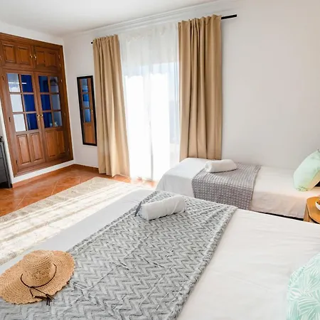 10 Luxe By Lirios Village - Superb Location And Heated Pool Villa *