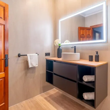 10 Luxe By Lirios Village - Superb Location And Heated Pool Villa Marbellac
