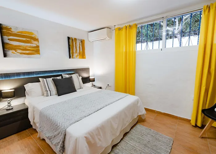 10 Luxe By Lirios Village Villa Marbella