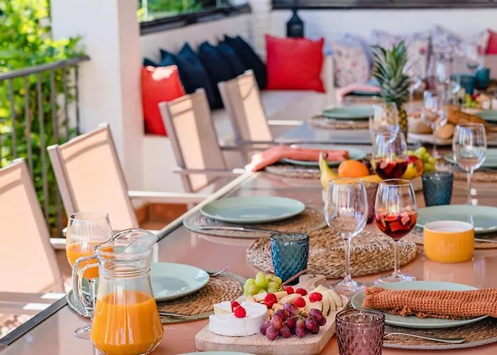 10 Luxe By Lirios Village فيلة
