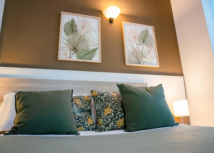 فيلة 10 Luxe By Lirios Village *