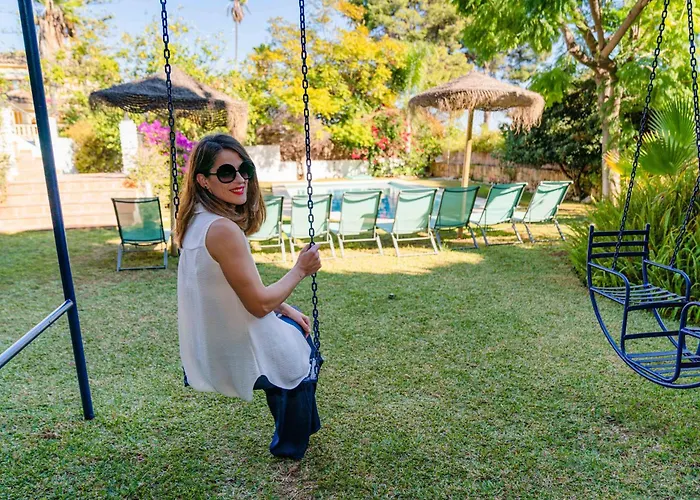 10 Luxe By Lirios Village Villa Marbellac